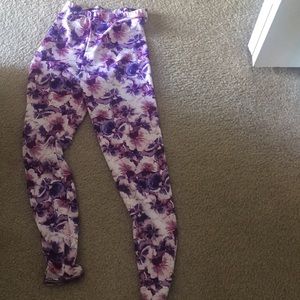 Floral leggings - like new!